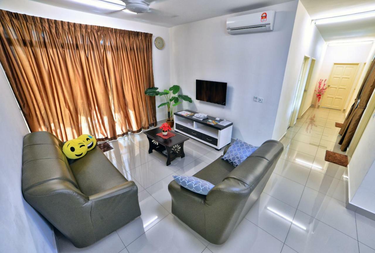 Hits Homestay Bayan Lepas Exteriér fotografie